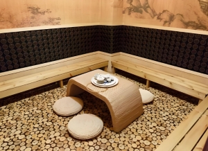 无棣汗蒸房承建项目中，常见的施工难点及解决方案有哪些？